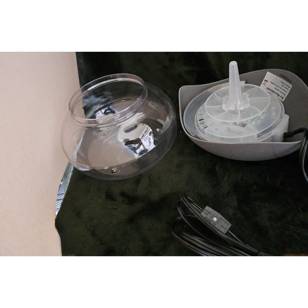 Air Revitalizer Humidifier/Purifier/Fragrance Scent Dispenser Diffuser New